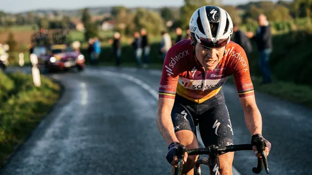 Demi Vollering, Cycling