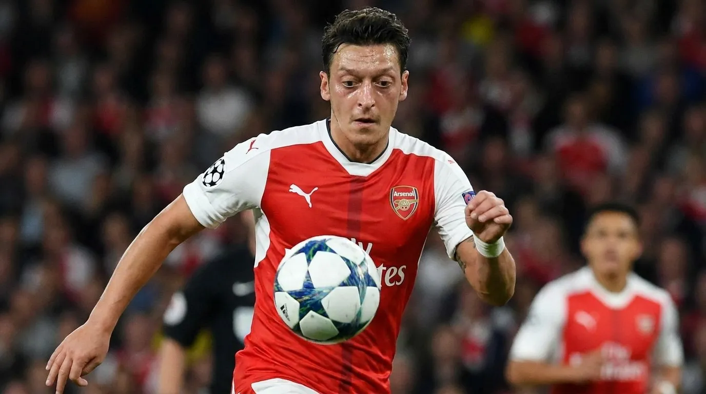 Mesut Özil